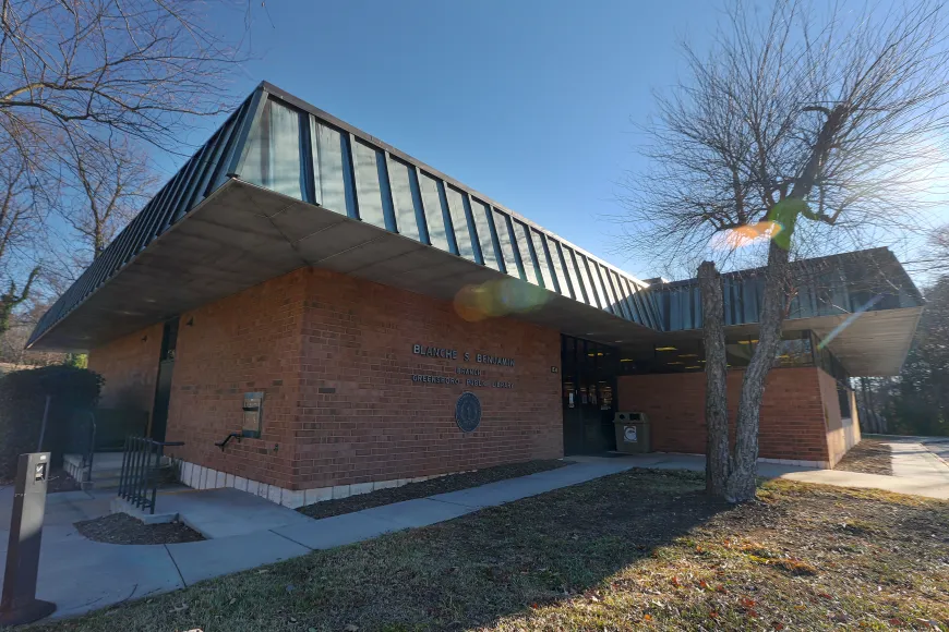 photo of the exterior of Benjamin Branch